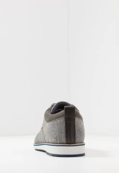 Pier One Chaussures à Lacets Prix Ourlé Derbies Et Richelieus Rond Homme -Pier One Boutique b643615d4873463992cc5af33f8fe9f1