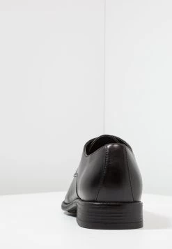 Pier One Petit Prix Derbies & Richelieus Chaussures De Ville Rond Homme -Pier One Boutique b6d2ef8916ee4c329716c04fa26e54b6