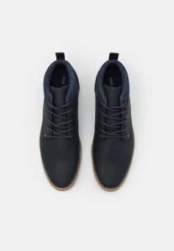 Prix Discount Pier One Chaussures à Lacets Derbies Et Richelieus Rond Homme -Pier One Boutique b786b0ac09e347468e0e5ffa02051c9d