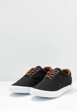 Excellente Qualité Pier One Baskets Basses Baskets & Sneakers Rond Homme -Pier One Boutique c4cf3565537c4ea1b44b68540f2735de