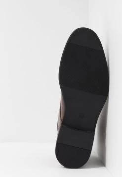 Pier One Se Vend Bas Prix Bottines à Lacets Boots Et Bottes Rond Homme -Pier One Boutique c6c320bd8c254e4d8c4e595976505485