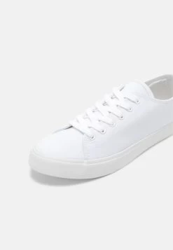Pier One Qualité Absolue UNISEX – Baskets Basses Baskets & Sneakers Rond 14 Pier One Qualité Absolue UNISEX – Baskets Basses Baskets & Sneakers Rond -Pier One Boutique c75e14938c09423cbf51000b008f950c