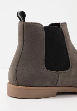 Prix Refroidis Pier One Bottines Bottes Rond Homme -Pier One Boutique c7b8f525212f45a5be40e6750a88a087