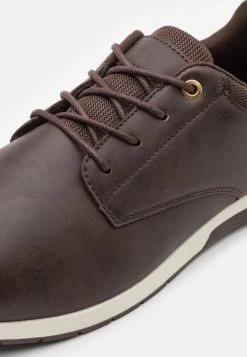 Pier One Promos Chaussures à Lacets Derbies, Richelieus & Chaussures Bateau Rond Homme 12 Pier One Promos Chaussures à Lacets Derbies, Richelieus & Chaussures Bateau Rond Homme -Pier One Boutique cdb9012818dd49e5afee74b4d662ba8c