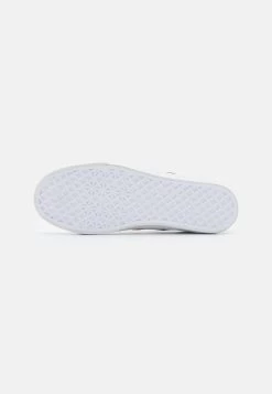 Pier One UNISEX – Baskets Basses Première Qualité Baskets & Sneakers Rond -Pier One Boutique d5cc93308e90477390061b07d47922fe