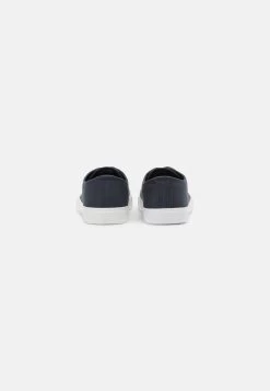 Pier One UNISEX – Baskets Basses Produit De Première Qualité Baskets & Sneakers Rond -Pier One Boutique d79b00b160b7407b88b803ab4ed50c14