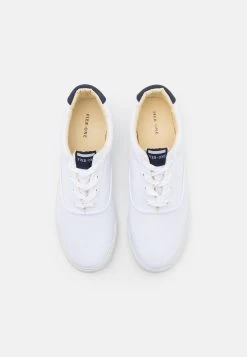Pier One Prix Légers UNISEX – Baskets Basses Sneakers Rond 9 Pier One Prix Légers UNISEX – Baskets Basses Sneakers Rond -Pier One Boutique dd195a6fee344760aa0ff653f47a9f17