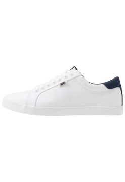 Pier One UNISEX – Baskets Basses Prix Imbattable Baskets & Sneakers Rond 13 Pier One UNISEX – Baskets Basses Prix Imbattable Baskets & Sneakers Rond -Pier One Boutique e027eb56c0404608a8d233036ad5aa15 1