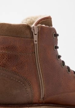 Pier One Bottines à Lacets Un Tarif Préférentiel Bottes Rond Homme -Pier One Boutique e0ebf56fe7984111ab1de4f3fdb0e0e6