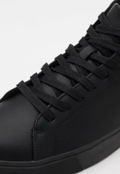 Pier One Baskets Montantes Prix Préférentiel Baskets & Sneakers Rond Homme 12 Pier One Baskets Montantes Prix Préférentiel Baskets & Sneakers Rond Homme -Pier One Boutique e110a5b398514cc792412304e4869e27