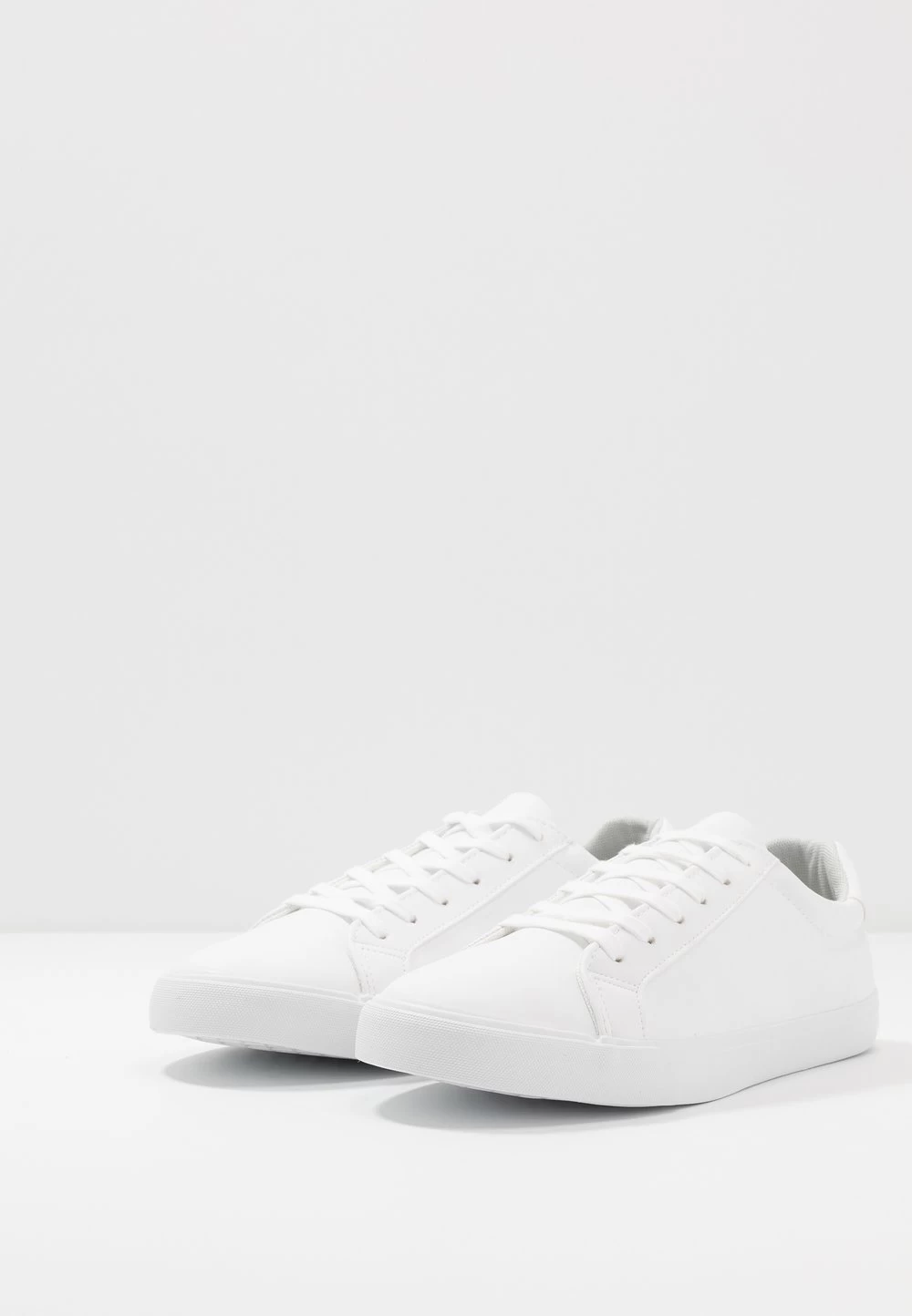 Pier One UNISEX – Baskets Basses Assurance De L’Authenticité Baskets & Sneakers Rond Homme 3 Pier One UNISEX – Baskets Basses Assurance De L’Authenticité Baskets & Sneakers Rond Homme – Image 3