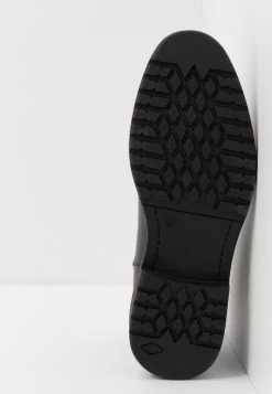 Vendre Pier One Bottines Boots Et Bottes Rond Homme -Pier One Boutique e7002c474f3f4301b41116e19e827fb1