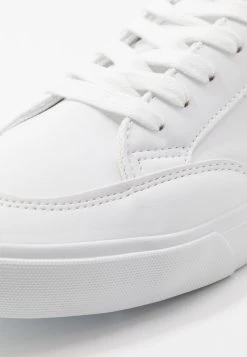 Pier One UNISEX – Baskets Basses Rabais Sneakers Rond Homme -Pier One Boutique e7d29f06abc444708b00a25d8fd3f756