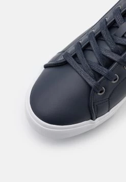 Pier One UNISEX – Baskets Basses Prix Affortable Baskets & Sneakers Rond 11 Pier One UNISEX – Baskets Basses Prix Affortable Baskets & Sneakers Rond -Pier One Boutique ee9036dc2b37489cbf4794f18cdec3c6