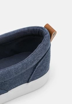 Prix Exclusifs Pier One UNISEX – Baskets Basses Mocassins Et Loafers Rond -Pier One Boutique f1f41c37bfa546c192b552c7383b9f31