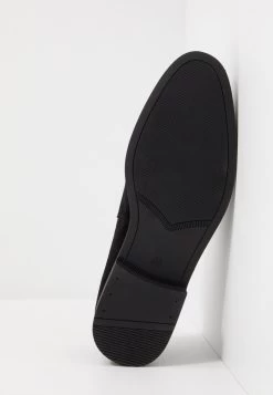 Pier One Prix Ourlé Mocassins Chaussures De Ville Rond Homme -Pier One Boutique f5b4bd8ab3ab4a308301b46e60e4a38e