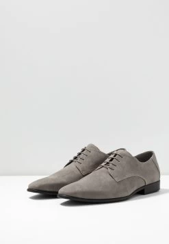 Prix Compétitif Pier One Derbies & Richelieus Chaussures De Ville Carré Homme -Pier One Boutique f650508ee4674f83beedcb3e7d3dc2fd