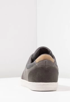 Prix Sympa Pier One Baskets Basses Sneakers Rond Homme 10 Prix Sympa Pier One Baskets Basses Sneakers Rond Homme -Pier One Boutique fb9662dc79d64aeda4c7ba8366cb5fe6